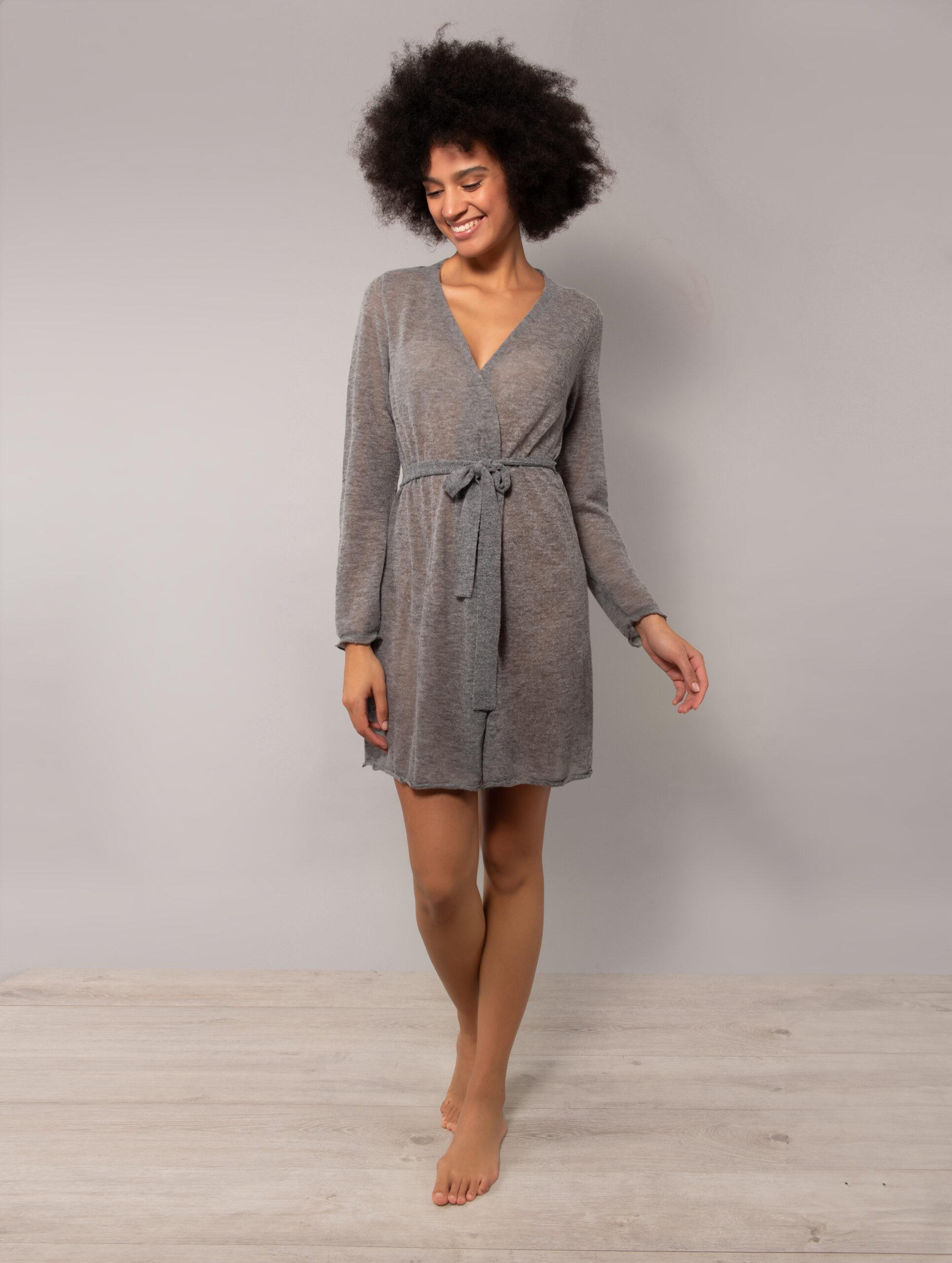 BR70-Vestaglia incrociata grigia